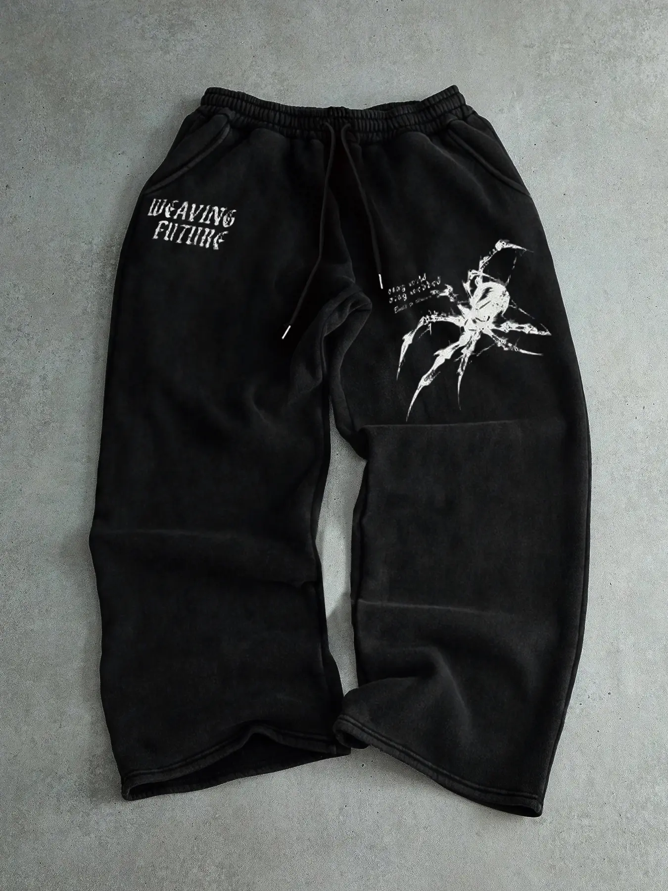 Spider Print Men's Street Style Straight Leg Pants, Athletic Trousers, Graphic Track Pants, Athleisure Pants, Comfy Athleisure Bottoms, Knitted Sports Pants, Comfortable Elastic Waist Drawstring, Versatile Casual Sportswear for All Occasions