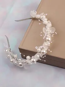 Princess Pearl Headband, Fairy Tale Flower Crown Hair Accessory, Elegant Floral Tiara for Women, Stylish Party Headdress