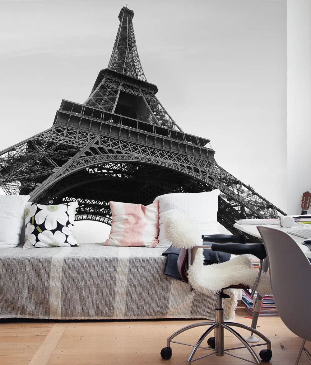 Peel-and-Stick Eiffel Tower Wallpaper, Parisian Chic Greyscale Indoor Wall Mural, Renter-Friendly Home Improvement Decor for Accent Walls