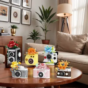 Camera and Flower Model Building Block Toy Set, Home Decor Holiday Birthday Christmas Thanksgiving Gift, Micro Particles Suitable for Kids Aged 8+, Building Block Sets, DIY Building Model
