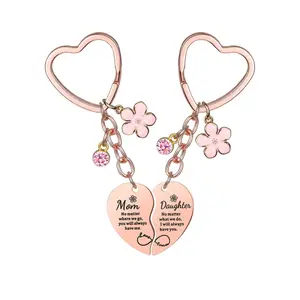 Gift for Women，Mom and Daughter Keychain Set Matching Heart Puzzle Keyrings with Flower Charm Stainless Steel Engraved Family Jewelry Birthday