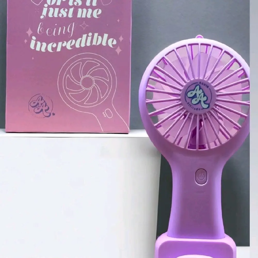 Portable Fan, Multi-Functional Beauty Accessory for On-the-Go Cooling & Touch-Up Convenience