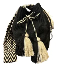 WAYUU BAG LARGE BLACK & CREAM