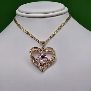 N50-Pearl Light Pink Color Heart Pendant 1.1 Inch 3mm 19.5 Inch Copper Gold Plated Not water resistant Necklace with Vibrant Color for Elegant Versatility