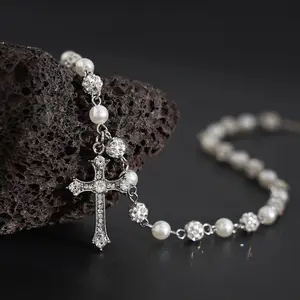Vintage Gothic cross rosary necklace, punk-style multi-layered chain pendant, handcrafted pure pearl beaded choker suitable for both men and women.