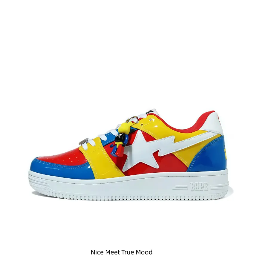 Red Yellow Blue Color Block Star Lightning Low-Top Skate Sneakers, Glossy Upper With Decorative Lace Charms, White Thick Sole Street Hip Hop Style Casual Footwear for Unisex