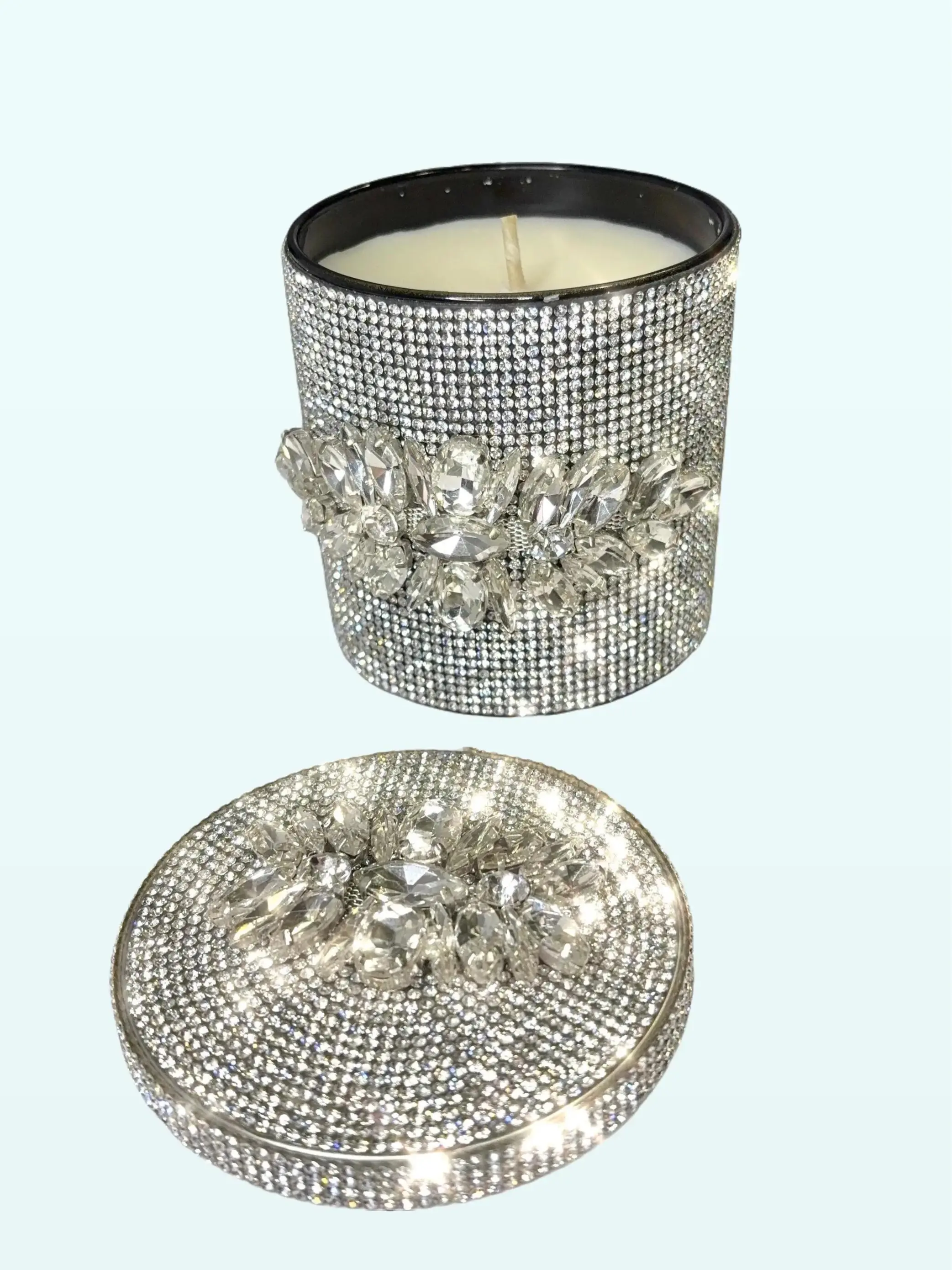 Custom Rhinestone Bling Candle with Peachwood Scent 8 oz Handcrafted Coconut Wax for Cozy Room Decor & Elegant Ornaments