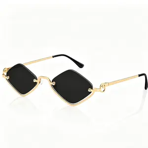 Retro quadrilateral metal frame, European and American ins street photography, personalized hip-hop glasses