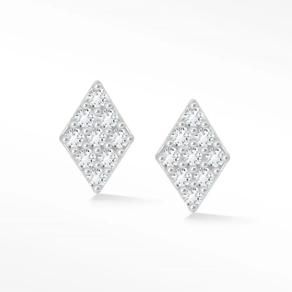 Natural Diamond of Natural Diamond 18k White Gold Stud Earrings