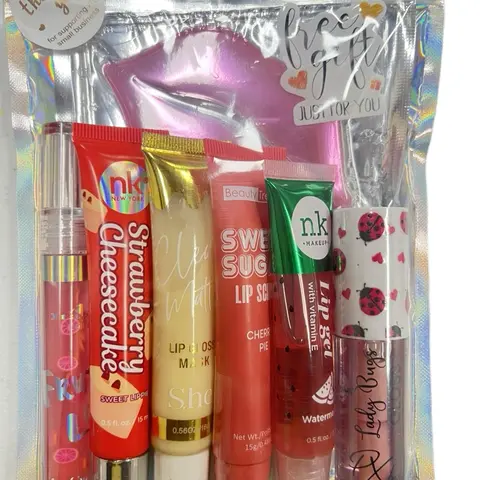 Moisturizing High Shine Lip Gloss Bundles