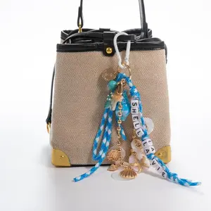 Shell La Vie Purse Clip-on Charm