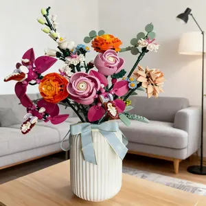 749 Pieces Of Pink And White Flower Bouquets, Eternal Flowers, Building Blocks, Roses, Valentine's Day Gifts, Architecture, Home Decoration, Artificial Flowers, Building Blocks, Assembling Toys, Diy Assembling, Holiday Gifts, Artificial Flower Set