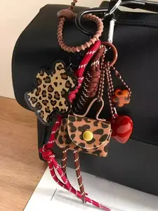 Leopard Print Sweet & Cool Multi-Functional Pendant: Mini Leopard Print Bag With Heart Decoration, Woven Strap, Bag Keychain, Bag Charms - Suitable For Trendy Girls' Everyday Wear/Commute