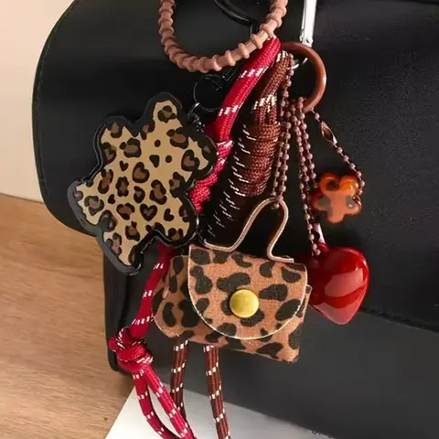 Leopard Print Sweet & Cool Multi-Functional Pendant: Animal Bag Charm, Mini Leopard Print Bag With Heart Decoration, Woven Strap, Bag Keychain - Suitable For Trendy Girls' Everyday Wear/Commute