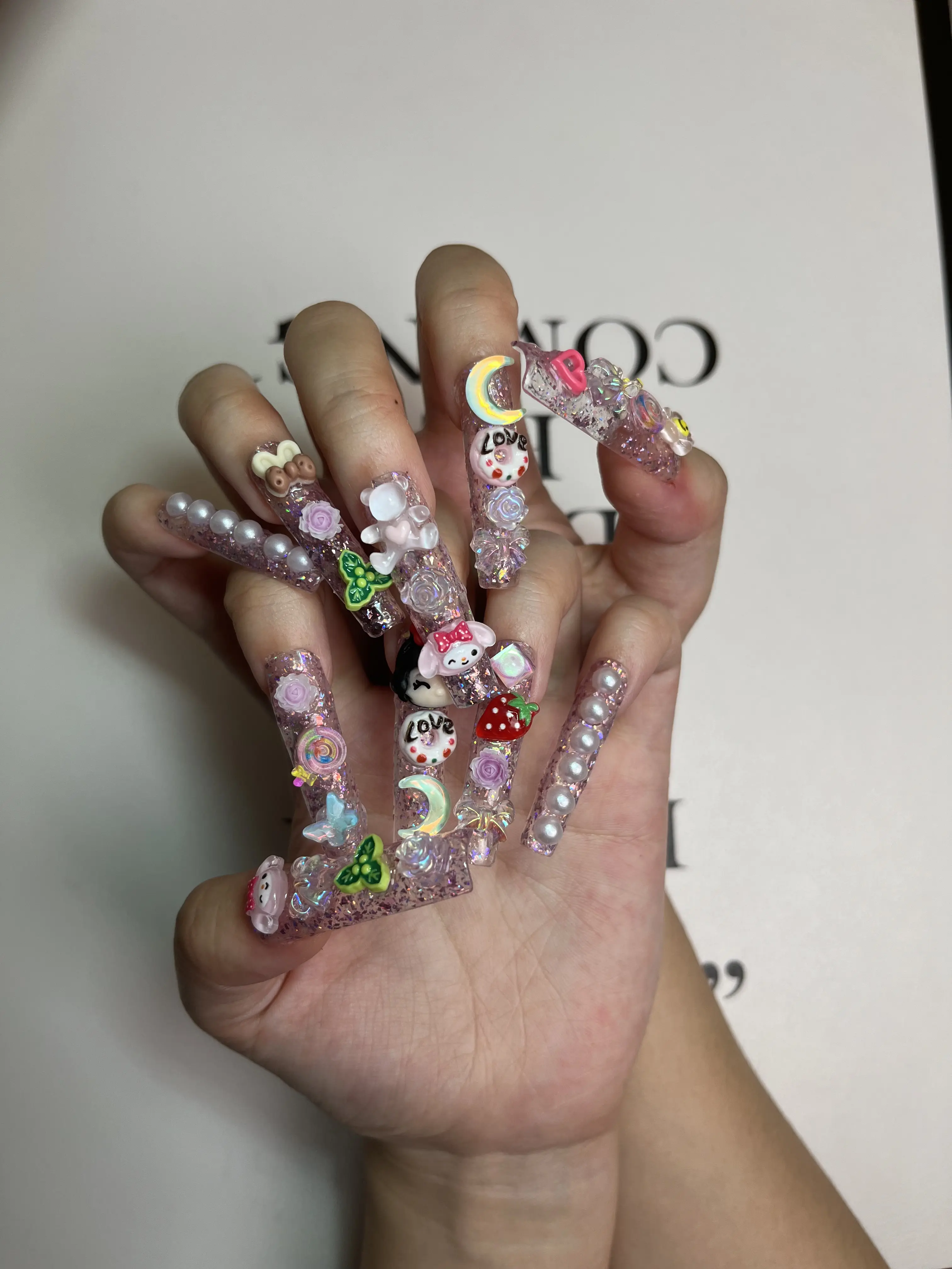 Handmade cute press-on nails fakenails HPSD high quality pink Acrylic,Glitter Silvery Faux Pearl & Butterfly Decor Long Fake Nails, 24pcs Elegant Glue on DIY Stylish Nail Set, Manicure Kit, Nail Supplies, Cosmetic Beauty Gifts,new unique spring nails