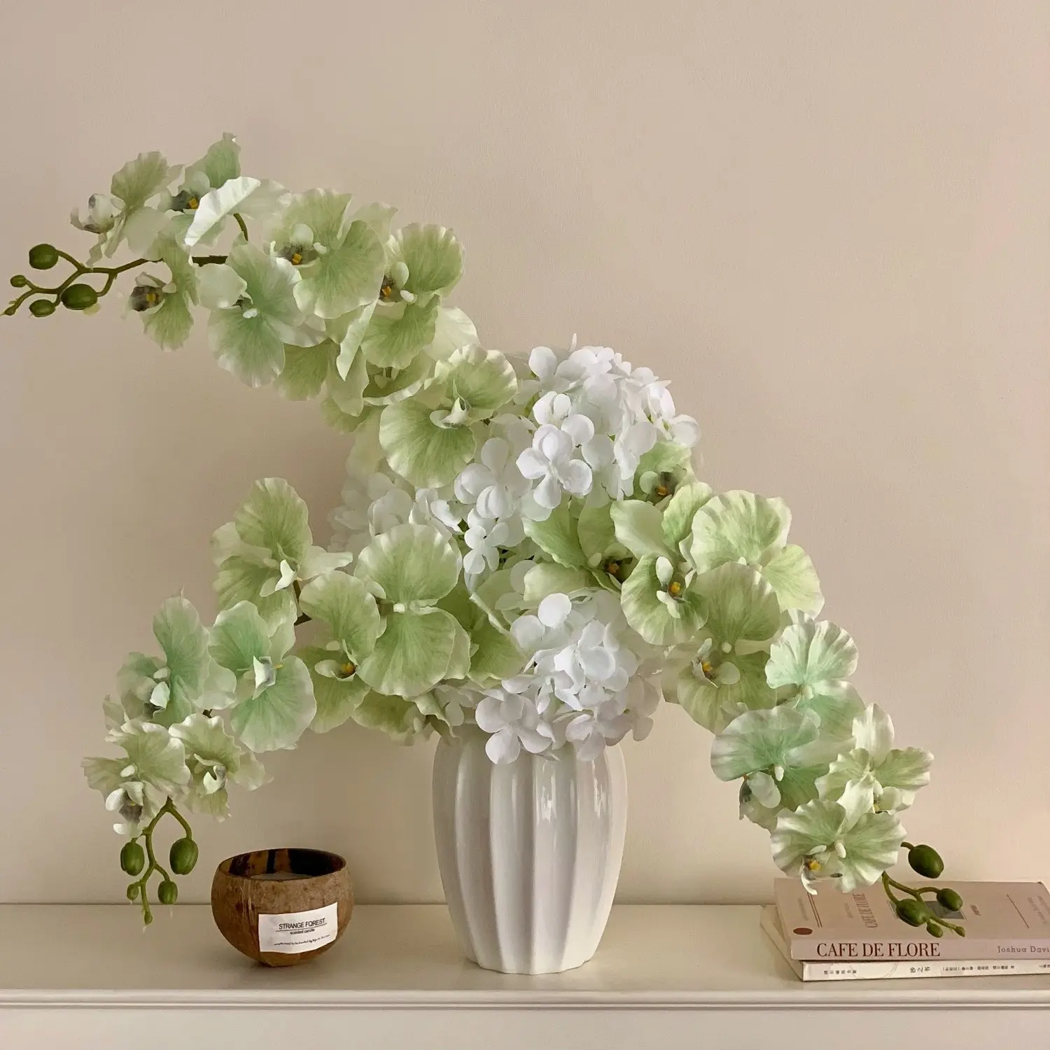 6-stem artificial hydrangea and butterfly orchid bouquet, faux flowers (vase not included), decoration for outdoor courtyards, living rooms, artificial flower Decorations for wedding arrangements and backgrounds, flowers for daily photog