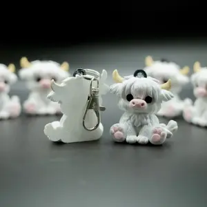 Highland cow keychain 3D print—White