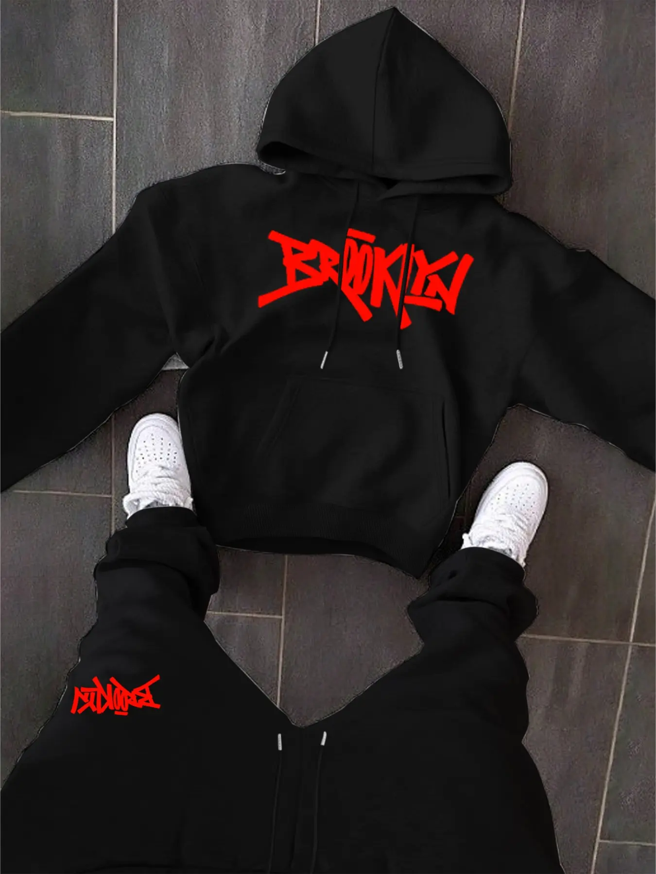 Brooklyn Graffiti Graphic Hoodie Set - Unisex Heavyweight Black Tracksuit, Y2K Streetwear 2-Piece Jogger Suit, Versatile Casual Loungewear & Gym Pump Cover, Tracksuit Sets