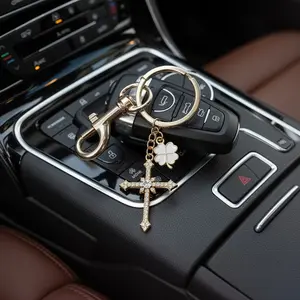 Car Keychain Cross Charm Four-Leaf Clover Backpack Pendant Cute Religious Keyring Suitable for Men Women Gift Idea