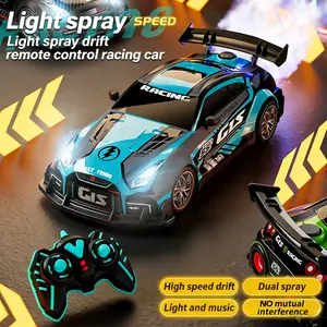Ultimate Spray Drift Remote Control Car, with a 30-minute long battery life, water-fed spray device, specially designed for car stunt enthusiasts and those who pursue speed.