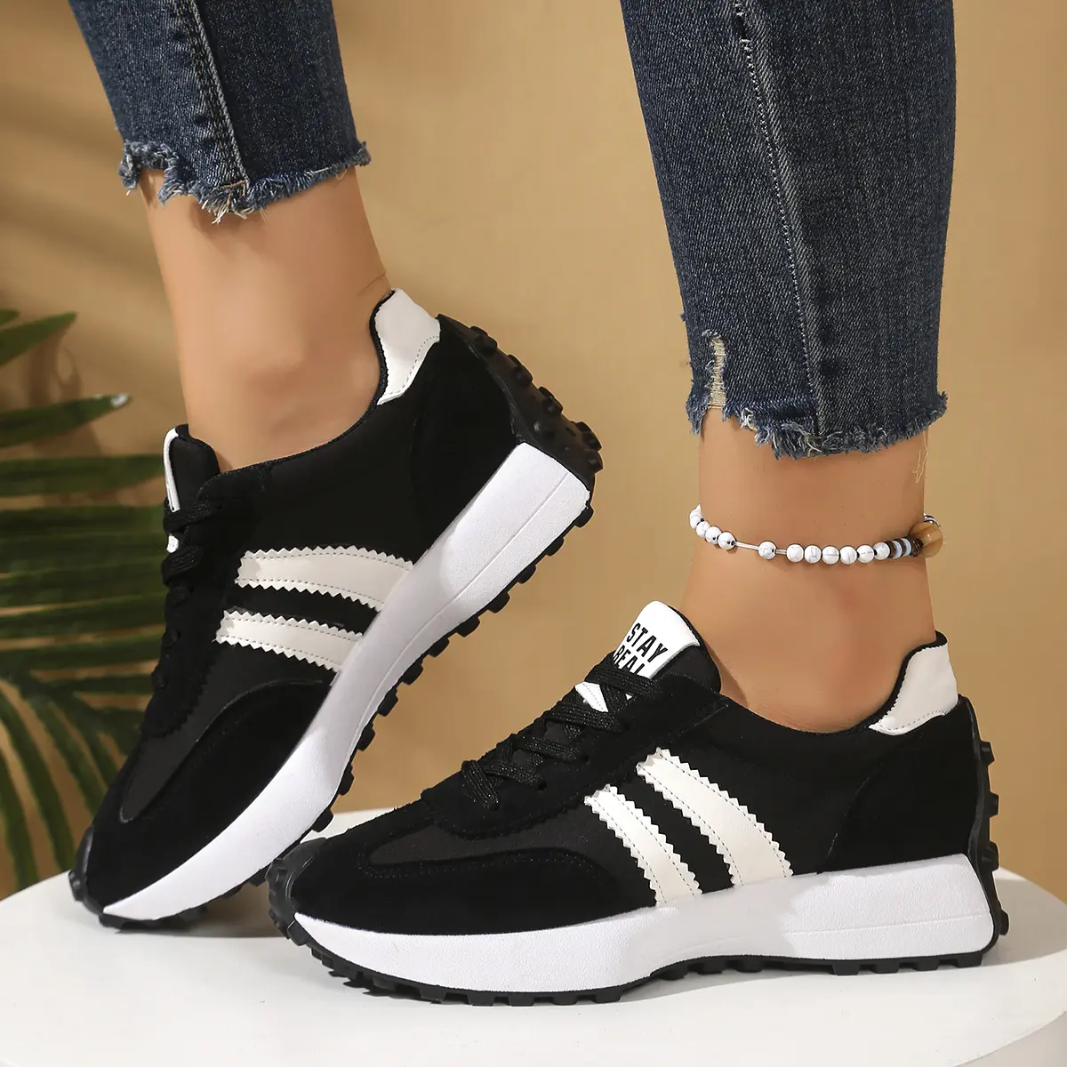 Women's Non-Slip And Wear Resistant Air Cushion Running Shoes, Breathable Women's Walking Sneakers,Lace Up Fashion Casual Travel Shoes, Waterproof Lightweight Workout Gym Sports Shock Absorption Sneakers Charms,310