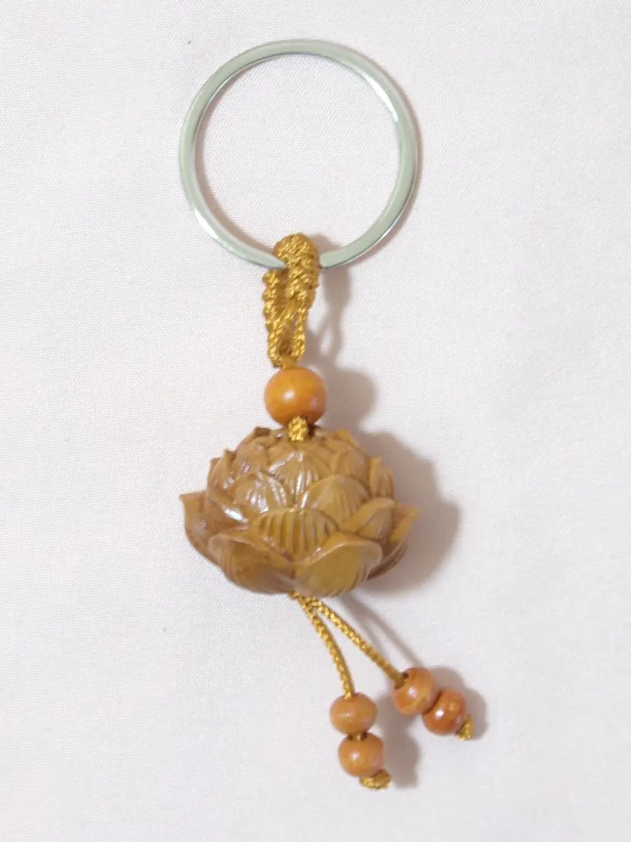 Lotus Flower Keychain Carved Peach Wood Buddha Enlightenment Pendant Spiritual Awakening Accessory Fast Ship Solid Design
