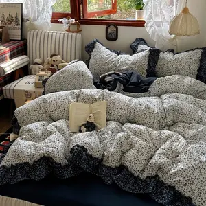 New 3pc Three piece set of beige floral grey duvet cover (1PC duvet cover+2PC pillowcase), soft and skin friendly pillowcase, small, fresh and simple style duvet cover, breathable and not stuffy, deep blue lotus leaf edge, washable