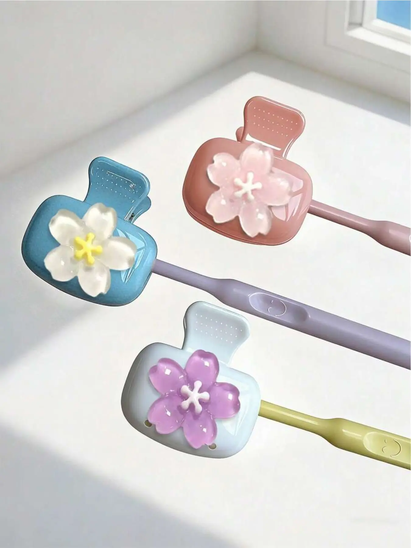 Cute Cherry Blossom Pattern Portable Toothbrush Cover, INS Style Transparent Colorful Cherry Blossom, Travel Toothbrush Storage Box, Portable Toothbrush Head Protector Clip, Toothbrush Storage Clip, Toothbrush Protective Cover