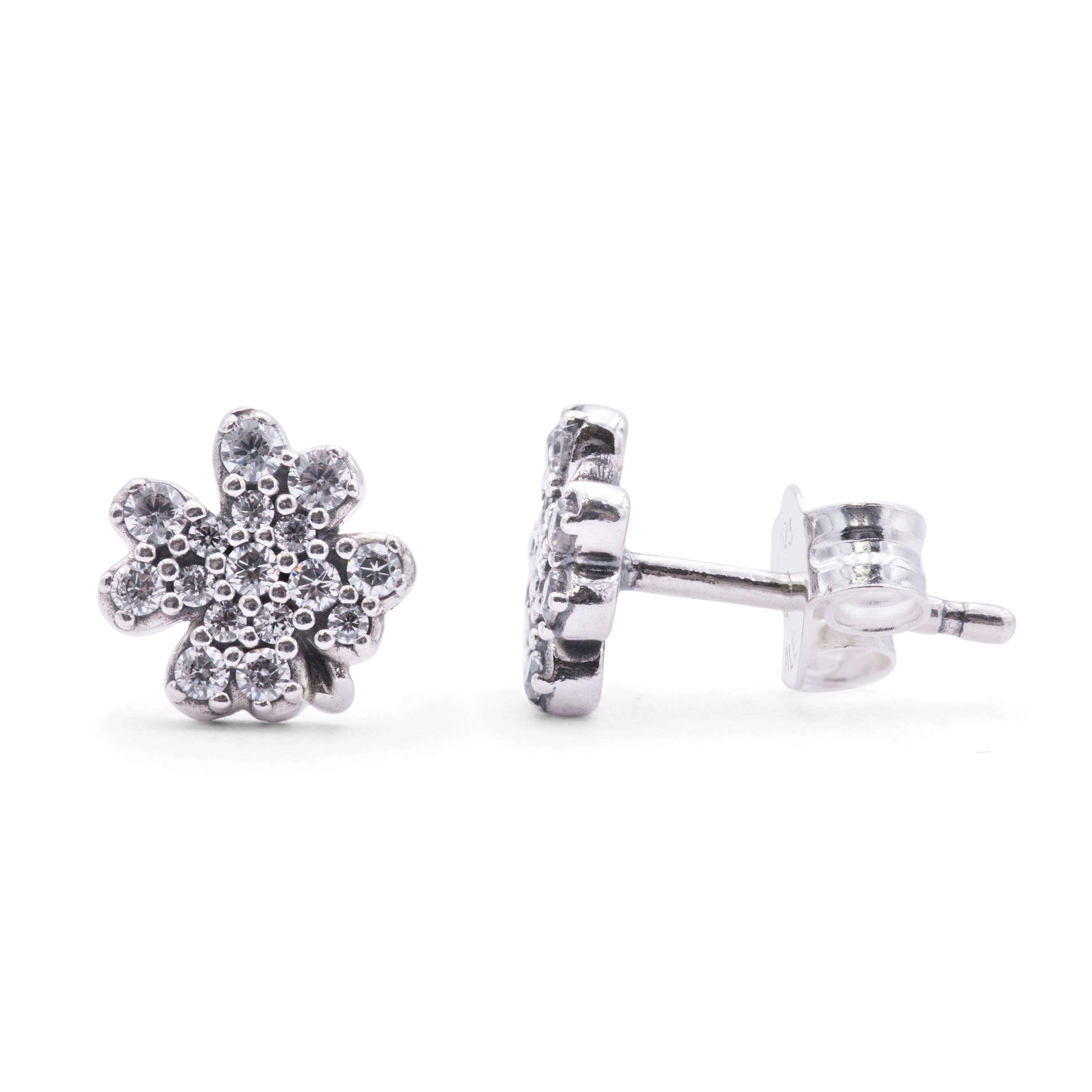 PANDORA Radiant Clover Earrings 297944CZ, Stud Earrings