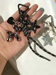 Star-Shaped Balloon Dog Pendant, Bright Star Pendant, Niche Trendy Accessory, Fashionable Charms, Unisex, Suitable For Daily Commuting And Dating, Can Be Used As A Bag Charm Or Keychain, Perfect For Girls' Everyday Outfits And Commuter Bags, Unique
