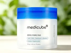 Medicube 0 Pore Control Pads – 70 Count Soothing Exfoliators with 0.45% BHA & Lactic Acid for Reducing Shine & Pore Size