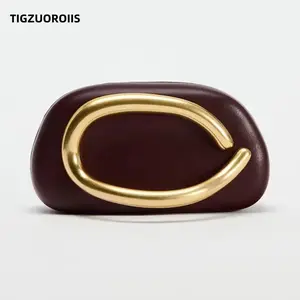 Aurelia Gold Curve Clutch – Luxury Minimal Evening Wedding Party Handbag