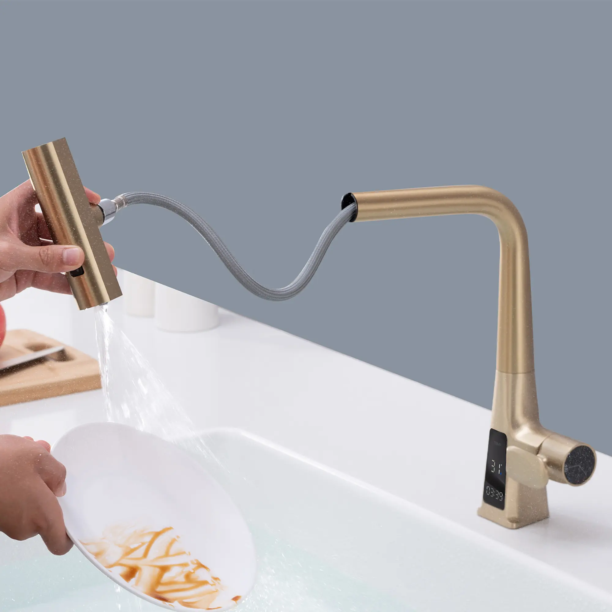 Brushed Gold Waterfall Kitchen Faucet - Single Handle Pull-Down Sprayer with Temperature Display, 3 Water Outlet Modes, Anti-Splash Brushed Fast Flow Multi-Mode Nozzle Kitchen Tap, Anti-Splash Kitchen Taps, Brushed Kitchen Taps