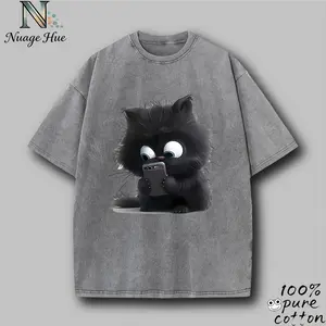 Cute Black Cat with Smartphone Graphic – Vintage Washed Oversized 100% Pure Cotton T-Shirt, Unisex Retro Shirt Gift for Tech-Loving Cat Lovers