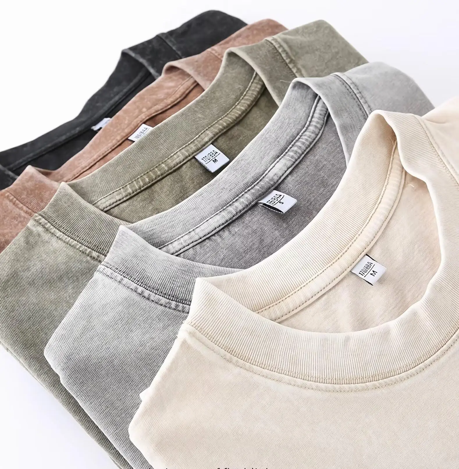 T-shrt Unsex Oversze Pesante Con Lavaggo Acdo / Stle Streetwear E T-shrt Unsex Oversze Pesante Con Lavaggo Acdo / Stle Streetwear E