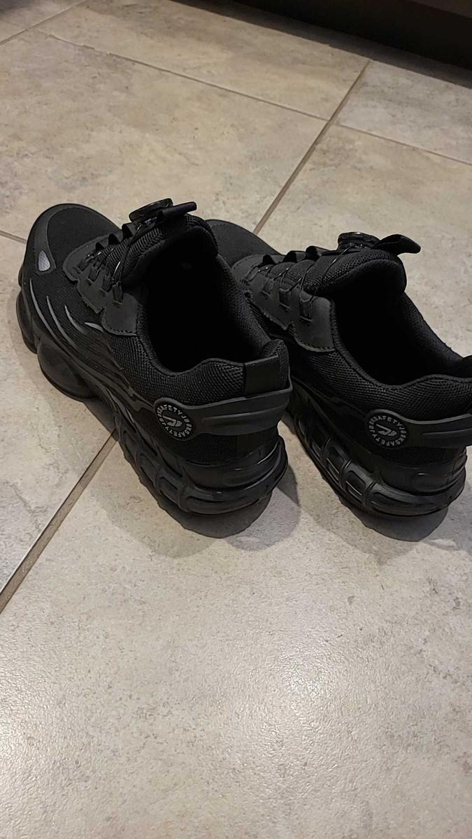 Item: black, US10(CN44)