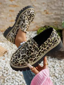 Women's One-Step Slip-On Lazy Shoes Leopard Print Round Toe Thick Sole Sweet Cool Style Daily Commute Shopping All Seasons Comfortable Soft Bottom Single Shoe
