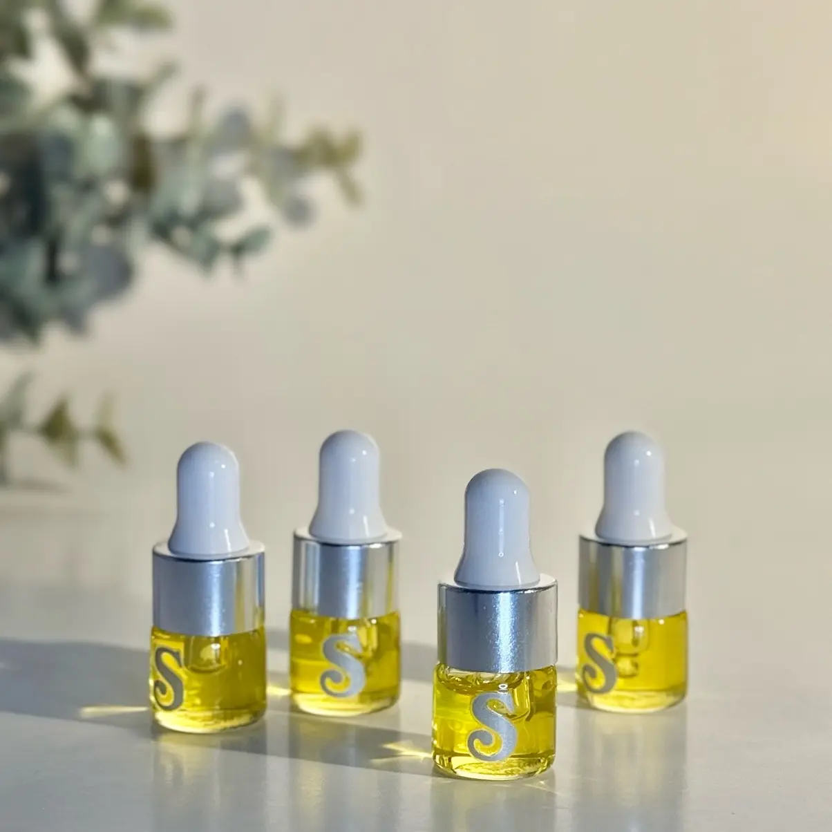 Seranova POCKET SIZE Nourishing Nail Oil - Organic Vitamin & Omega-packed Strengthening Formula for Moisturized and Flexible Nails Moisture Nail Care cuticle Apricot Blend
