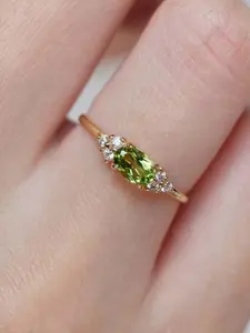 Olive Diamond Ring, Summer Fresh Accessory, August Birthstone Ring, Four Claw Halo Ring, Elegant Design, Wedding Engagement Ring, Party Wear