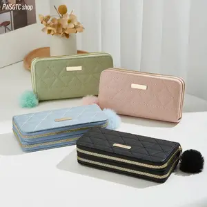 2026 New Arrival Women's Striped Cowhide Long Wallet, Geometric Embroidered Sequin Clutch, Slim Design with Kiss Lock & Zip Closure, Multiple Card Slots & Compartments, Lightweight Elegant Purse for Evening Party & Daily Use