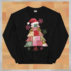Patchwork Quilt Christmas Tree Gildan Sweatshirt