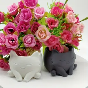 Cute Cat-Shaped Succulent Planter - 3D Printed Low-Maintenance Plastic Pot for /Outdoor Use, Mini Cactus & Succulent Garden Decor with Real-Looking Paws, Perfect Gift for Cat Lovers,, Office, Shelf (Planters for Herbs, Moss)