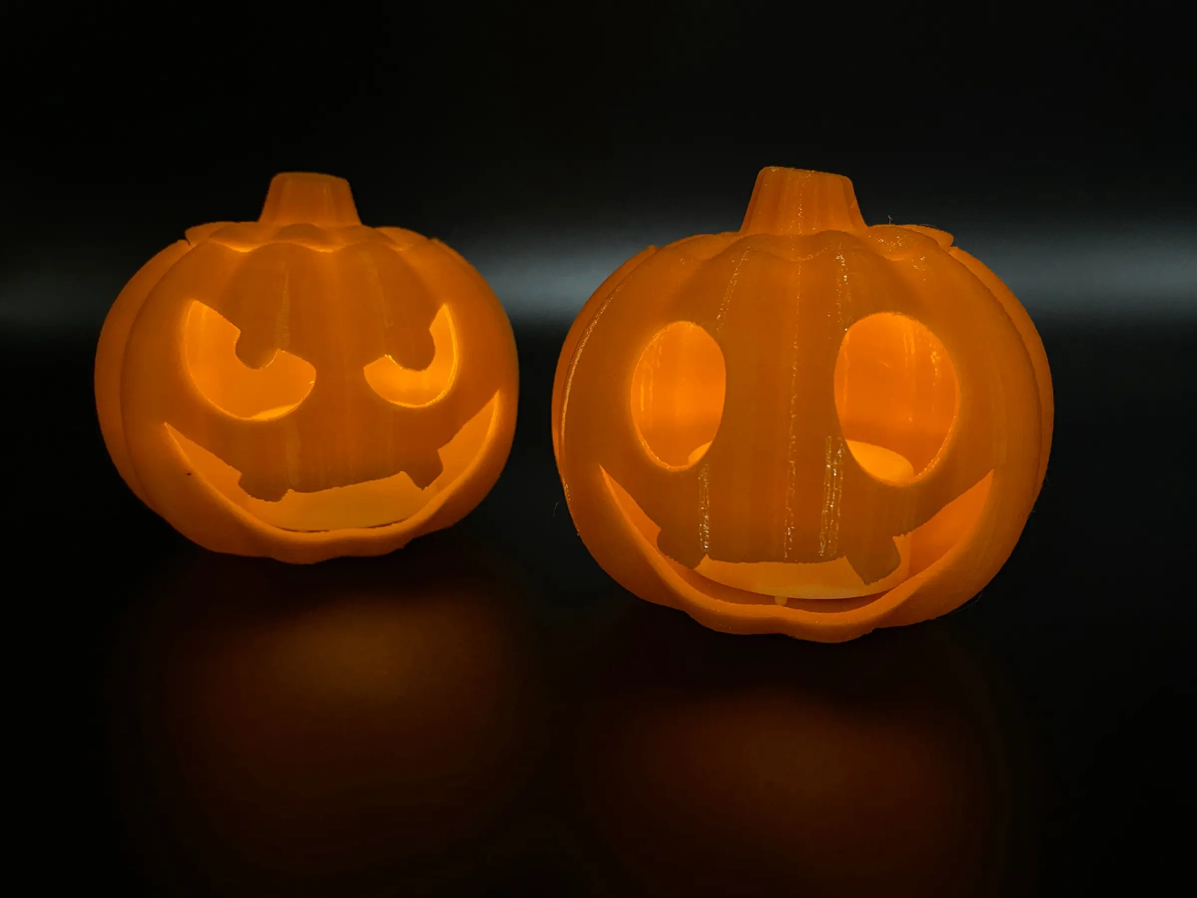 Jack-O-Lantern Pumpkin w/ Flickering LED Candle | Halloween Decor | MCGadgets | Wall Art | Halloween | Home Decor