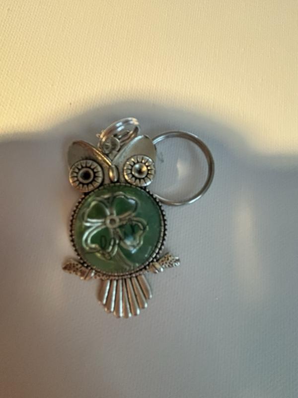 Green "Faith" Clover Owl Keychain - Unique Design with Owl and Clover Motif
