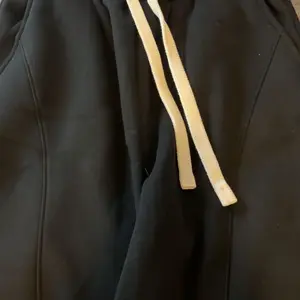 Men's Solid Pocket  Waist Shorts, Lightweight Breathable Shorts, Casual Breathable Comfortable Shorts for Running Gym Workout, Men's Bottoms for All Seasons