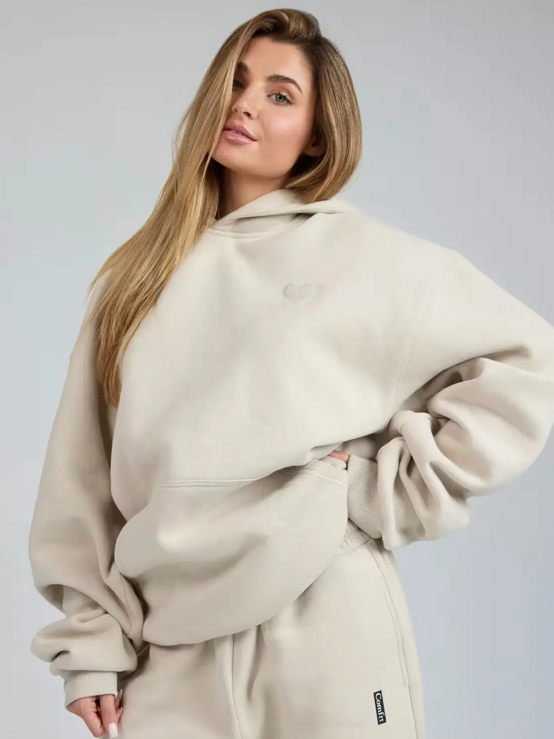 Comfrt | Love Hoodie