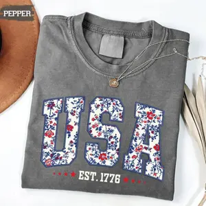 Large size,womens street style shirt,Comfort Colo Floral USA Shirt,America Shirt,4th of July Tee,Patriotic Women Shirt,USA Est 1776 Tee,Girly 4th of July,boxy tshirt,high,quality,shirts,camiseta con estampado Casual Womenswear Top Graphic