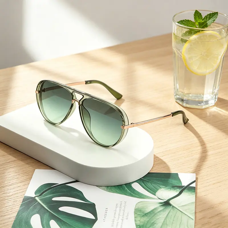 Women's Ombre Tinted Lens Aviator Sunglasses, Aviator Shades, Fashionable Frames Sunglasses, Trendy Casual High Quality Sunglasses for Everyday Use, Fashion Accessories for Outdoor Activities