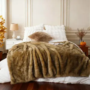 Battilo I Faux Fur Throw Blanket,Fluffy Thick Warm Heavyweight Faux Fur Blanket