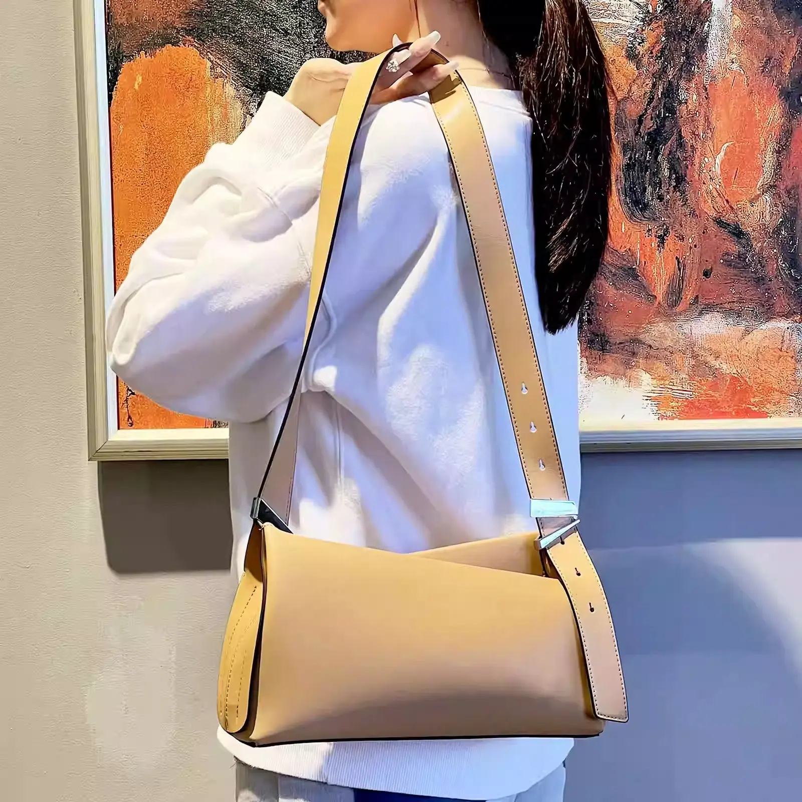 AVA — Handbag Geometry of Elegance